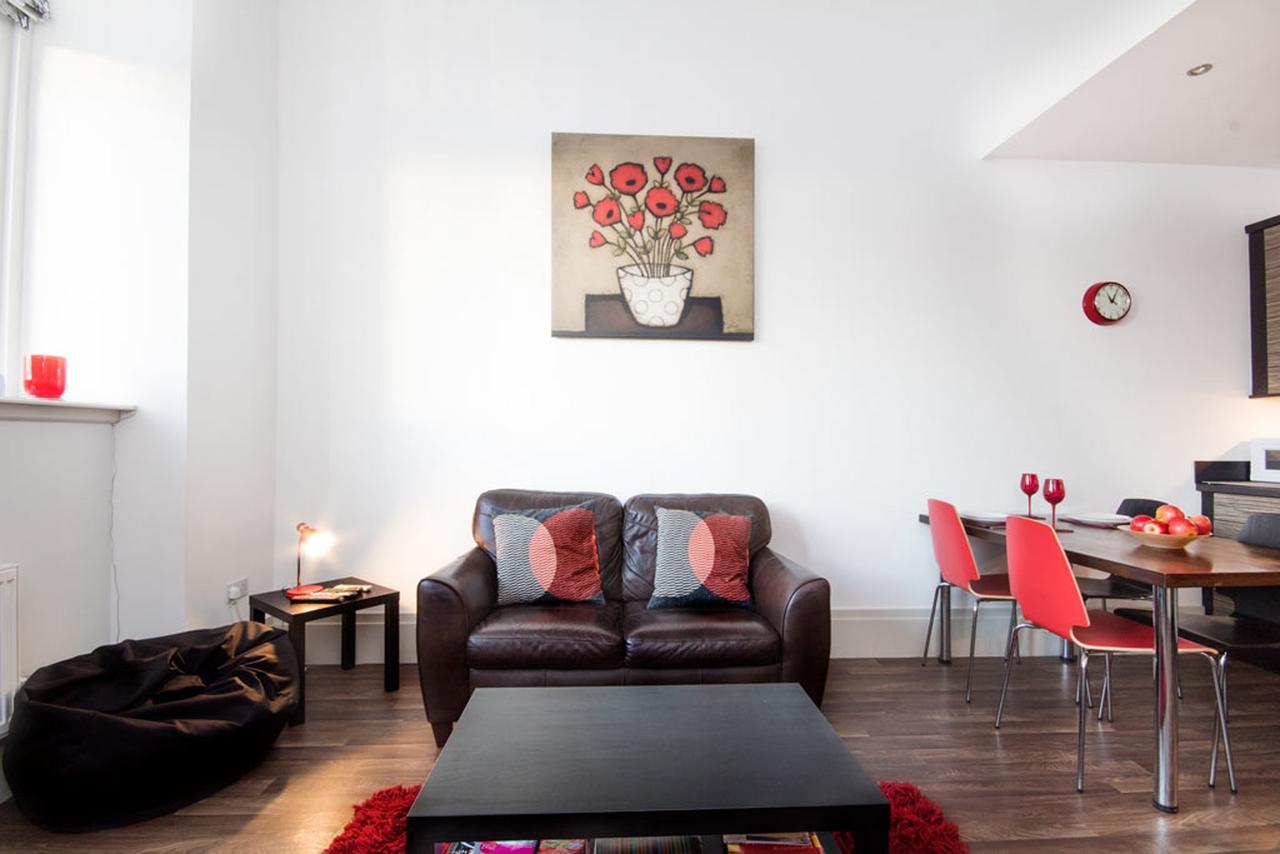 The West Wing Apartments Инвернесс Экстерьер фото